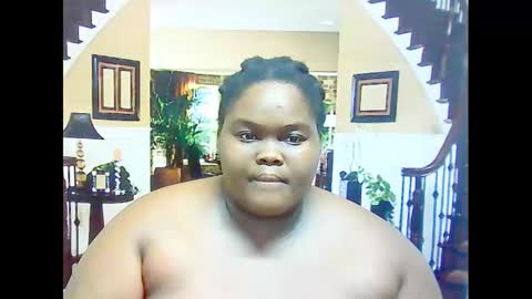 ebonyhotbuns4u2luv online show from March 7, 12:01 pm