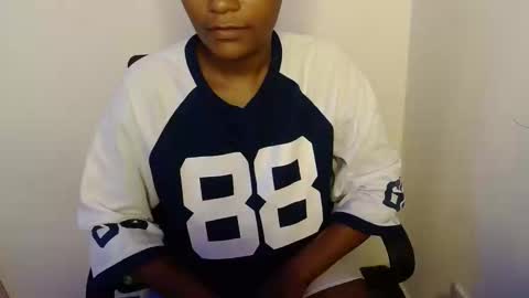 ebonylolo online show from February 18, 9:20 pm