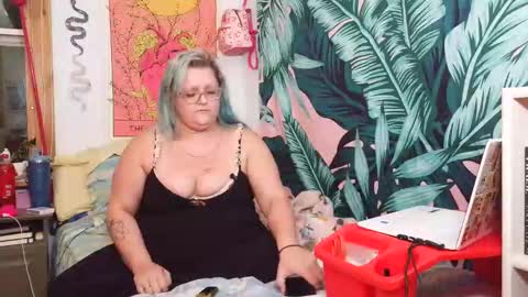 edenserpent online show from September 17, 4:38 am