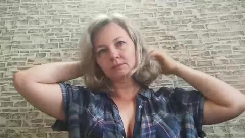 Snapshot of edithmanning chatting on September 15, 5:20 am edithmanning online show from September 15, 5:20 am