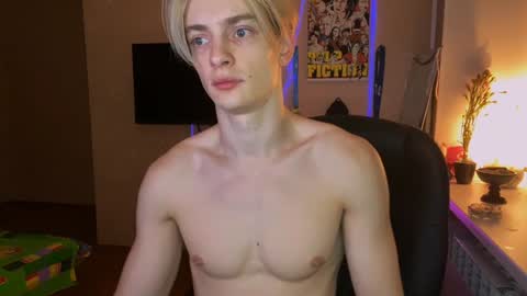 Eve Lovelace online show from January 10, 10:46 pm