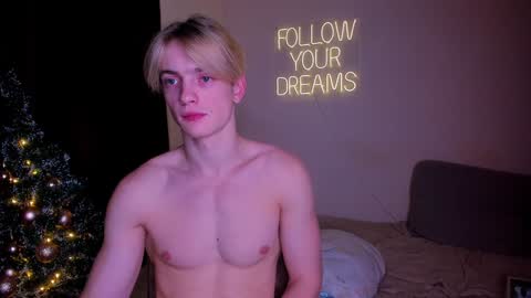 Eve Lovelace online show from December 30, 5:44 pm