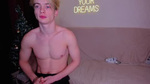 Eve Lovelace online show from January 3, 4:33 am