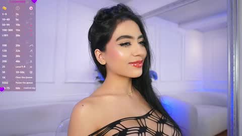 Snapshot of elasummeer chatting on February 22, 2:41 pm Elasummeer online show from February 22, 2:41 pm