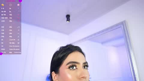 Snapshot of elasummeer chatting on February 10, 2:37 pm Elasummeer online show from February 10, 2:37 pm