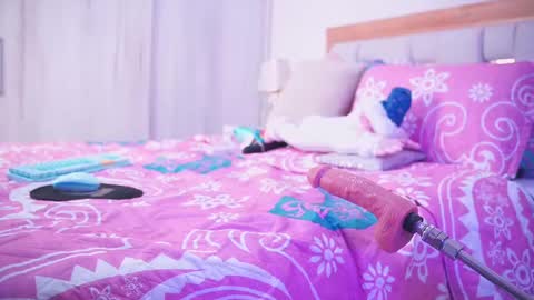 Snapshot of elena_mature chatting on September 12, 7:27 pm Elena online show from September 12, 7:27 pm