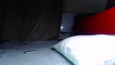 Snapshot of elisa_bright chatting on March 7, 6:00 pm Tati online show from March 7, 6:00 pm