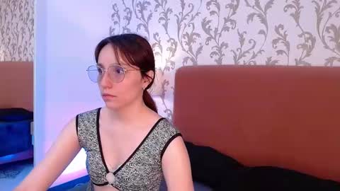 Eliza online show from March 5, 7:17 pm