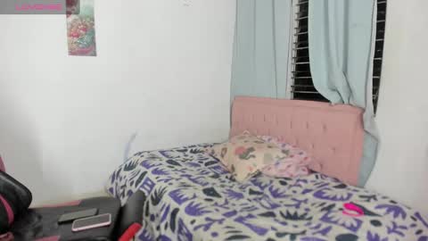 Snapshot of elizabeth_777 chatting on February 27, 12:03 am elizabeth_777 online show from February 27, 12:03 am