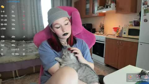 Snapshot of elizabethflowerr chatting on February 26, 3:46 am Eli online show from February 26, 3:46 am