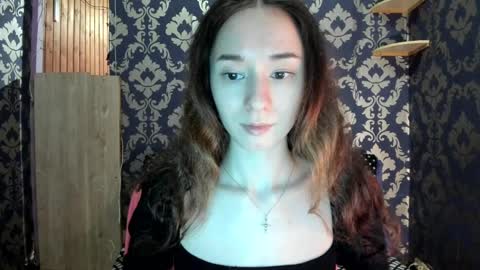 elizabethrice online show from February 7, 10:09 pm