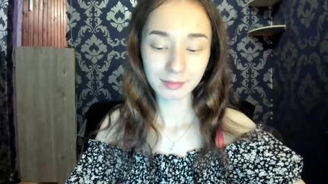 elizabethrice online show from December 1, 9:50 pm