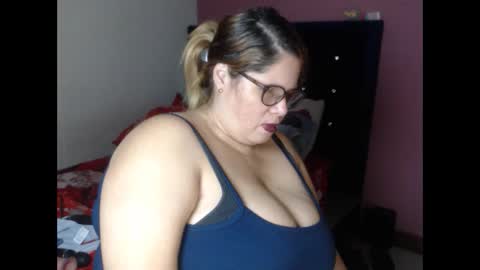 Elizabeth online show from February 12, 2:21 pm