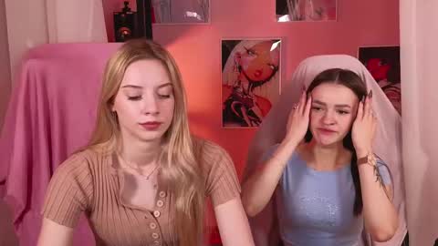Snapshot of elizzza_ chatting on September 9, 5:18 am elizzza_ online show from September 9, 5:18 am