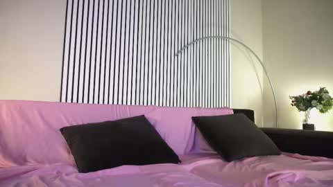Snapshot of elizzza_ chatting on September 17, 5:44 am elizzza_ online show from September 17, 5:44 am