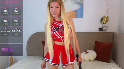 Snapshot of ella__sweety chatting on September 22, 1:10 am Ella online show from September 22, 1:10 am