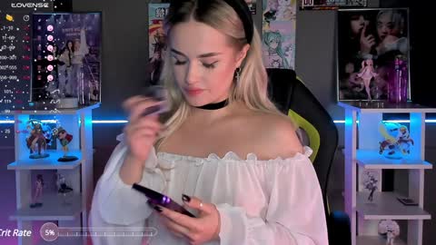 Maria online show from December 5, 8:28 pm