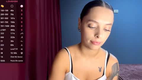 Gina online show from September 19, 9:24 am