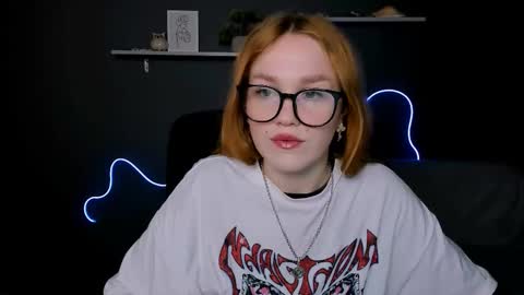 Ellie online show from September 10, 7:37 pm