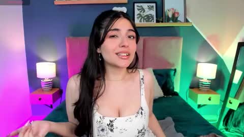 Snapshot of ellie_jhonson_ chatting on September 11, 11:39 pm Ellie Jhonson online show from September 11, 11:39 pm