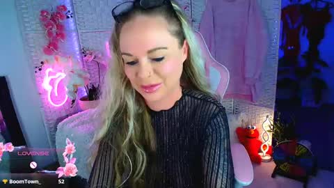 EllieKarr online show from January 10, 8:29 am