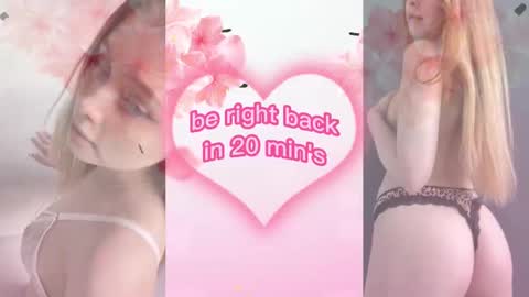 Snapshot of elly_ary chatting on March 9, 9:14 pm elly_ary online show from March 9, 9:14 pm
