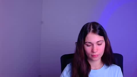 Snapshot of elsa_mur chatting on January 19, 7:47 pm Elsa online show from January 19, 7:47 pm