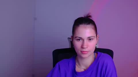 Snapshot of elsa_mur chatting on January 24, 11:23 pm Elsa online show from January 24, 11:23 pm
