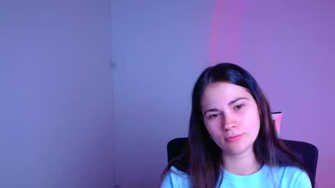 Snapshot of elsa_mur chatting on February 4, 7:33 pm Elsa online show from February 4, 7:33 pm
