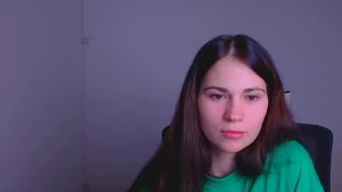 Snapshot of elsa_mur chatting on December 25, 7:34 pm Elsa online show from December 25, 7:34 pm
