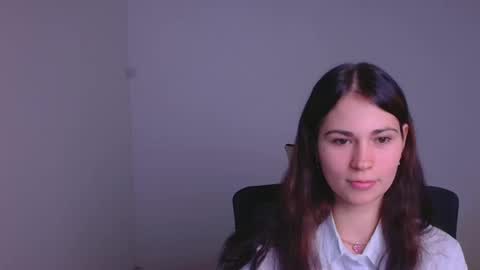 Snapshot of elsa_mur chatting on December 28, 7:01 pm Elsa online show from December 28, 7:01 pm