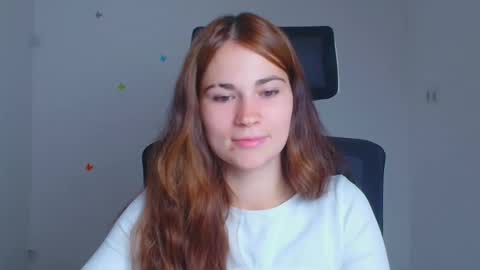 Snapshot of elsa_mur chatting on September 21, 6:28 am Elsa online show from September 21, 6:28 am
