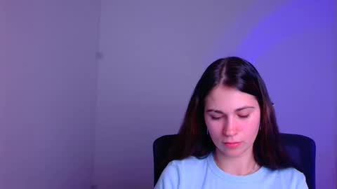 Snapshot of elsa_mur chatting on January 19, 10:49 pm Elsa online show from January 19, 10:49 pm
