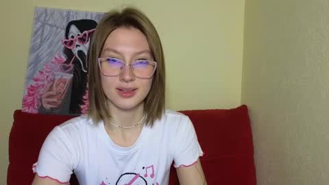 elsaangel online show from December 18, 1:15 am