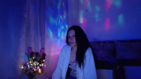 Elisa online show from February 14, 12:30 am