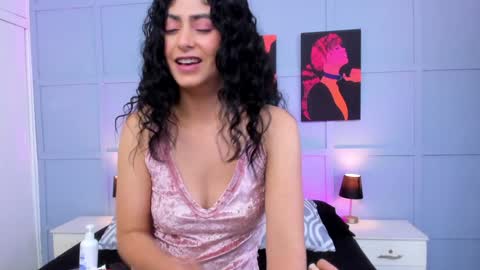  Elizabeth online show from January 18, 8:31 am