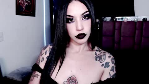 Emerald Black online show from January 28, 11:17 am