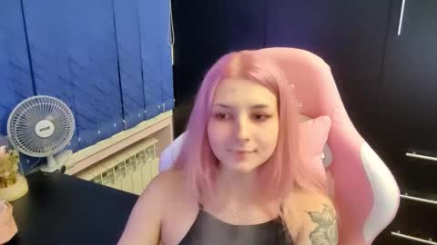 Lina online show from September 17, 6:33 pm