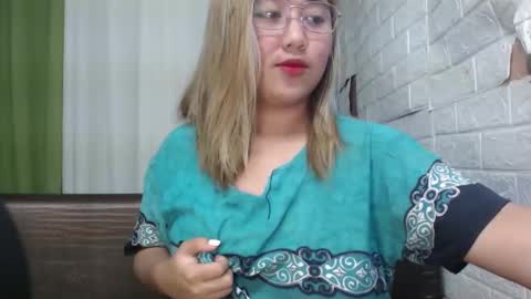Emely online show from January 14, 12:24 pm