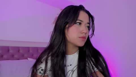 Snapshot of emelyy_carter chatting on March 11, 11:04 pm Emy online show from March 11, 11:04 pm