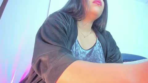 Snapshot of emiily15_ chatting on March 6, 9:31 pm Emi online show from March 6, 9:31 pm