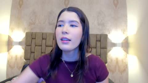 Snapshot of emiilycutex_ chatting on February 26, 12:05 pm online show from February 26, 12:05 pm