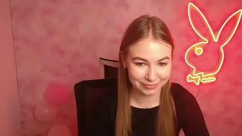 Emilia online show from March 5, 9:27 am
