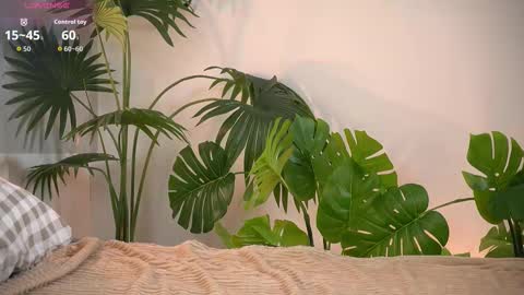 emiliiaw online show from September 15, 2:07 pm