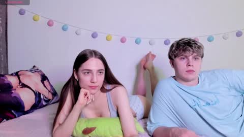 emily_and_ilumi online show from December 22, 8:58 pm
