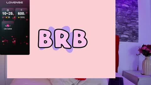 Snapshot of emily_sc chatting on February 11, 4:35 pm emily_sc online show from February 11, 4:35 pm