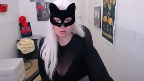 Emily online show from February 7, 10:08 am