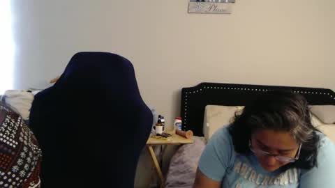 Emily  Glasses online show from September 14, 8:32 pm