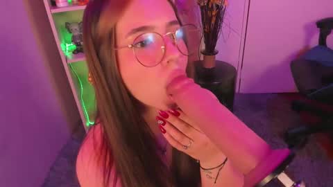 VALEEEN online show from February 13, 6:59 pm