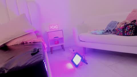 EMILY online show from March 11, 3:45 pm